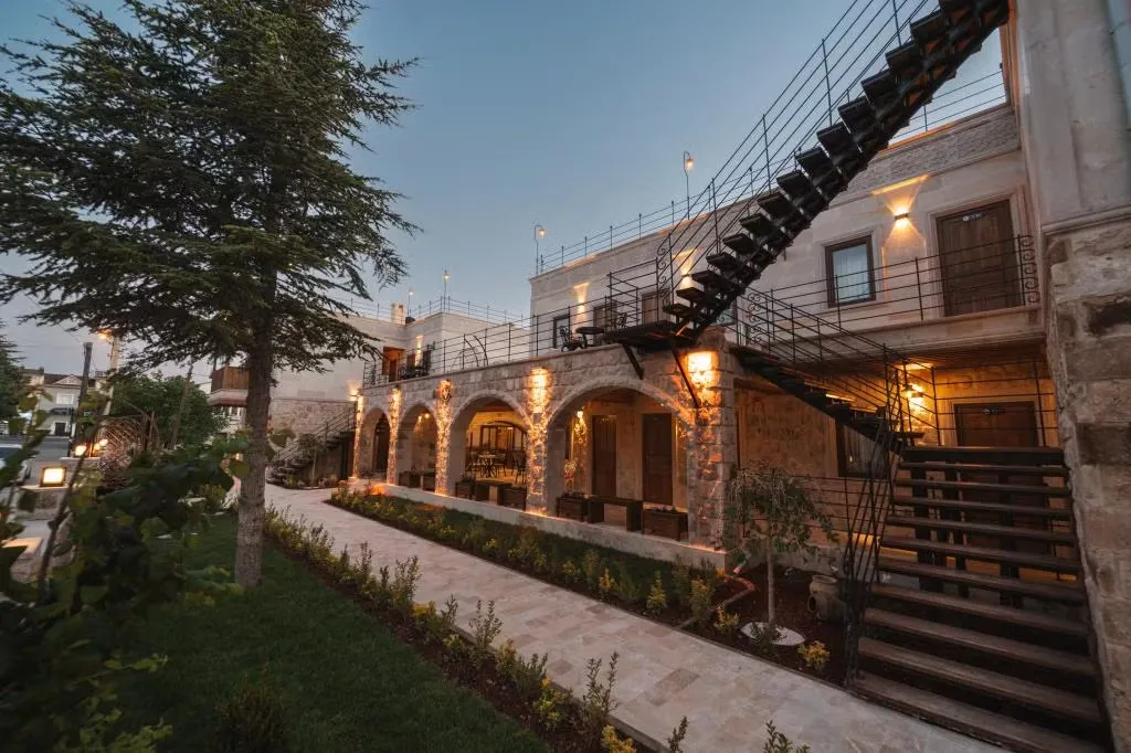 Sv Valinor Stone House